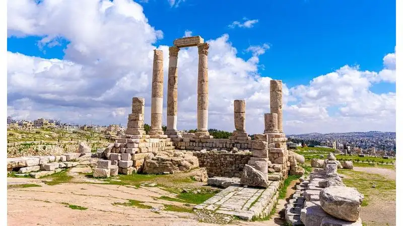 تراجع تاثير الكتلة الحارة عن المملكة