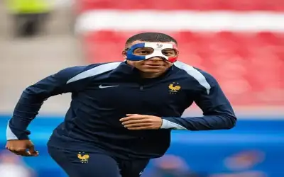 الاتحاد الاوروبي يمنع مبابي من ارتداء