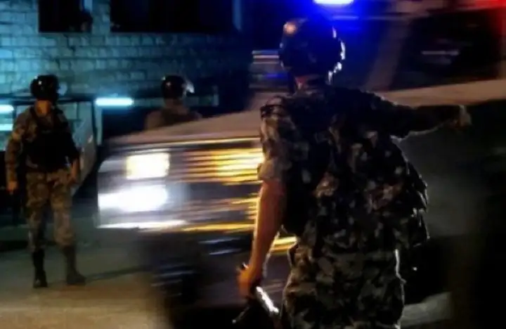 الأجهزة الأمنية تتعامل مع مواد متفجرة