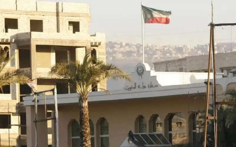 “لا تتوجهوا إلى لبنان”.. الكويت تطالب