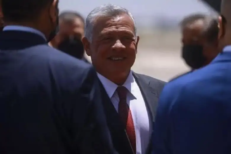 الملك يعود إلى أرض الوطن