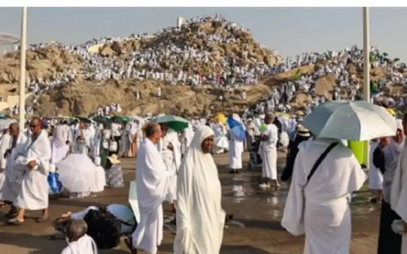 الحكومة المصرية تلاحق سماسرة الحج غير