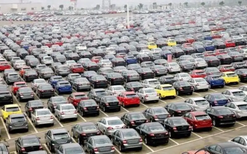 1679 شقة و1248 مركبة معروضة للبيع