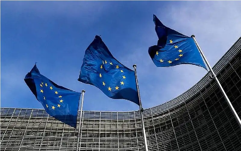 أوروبا تبحث الرسوم على مركبات الكهرباء