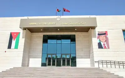 بدء تشغيل مركز جمرك عمان الجديد