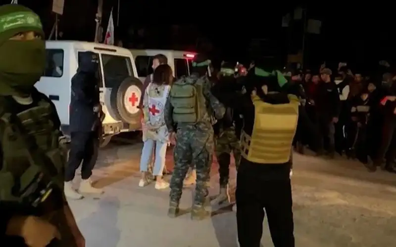 قيادي في حماس: مستعدون وجادون لمفاوضات