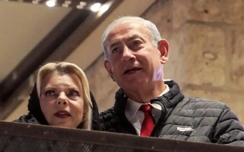 عائلة نتنياهو طلبت الحصول على حراسة