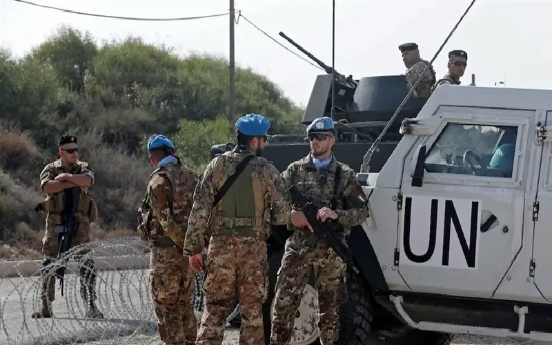 لبنان.. إصابة 3 متعاونين مع يونيفيل