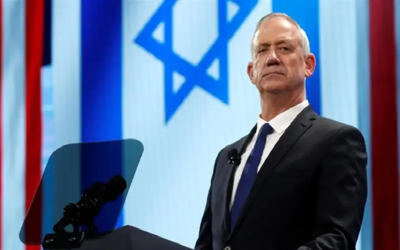 هدد بإغراق لبنان في الظلام.. غانتس