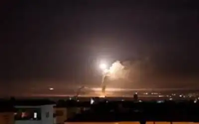 قصف اسرائيلي يستهدف محيط السيدة زينب
