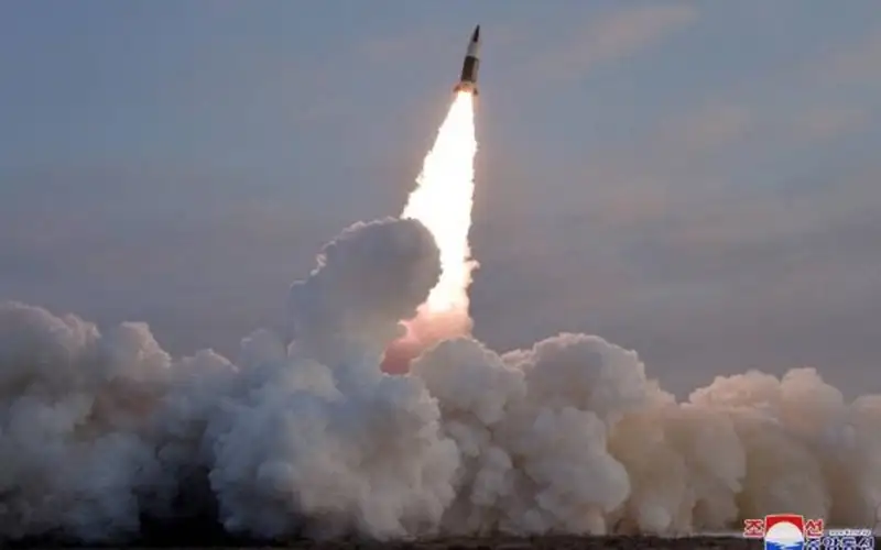 كوريا الشمالية: نجاح تجربة تطوير صواريخ