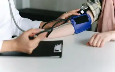 تمرين سهل وسريع لخفض ضغط الدم