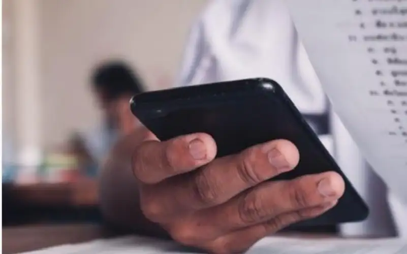 الذكاء الاصطناعي يخدع جامعة بريطانية ويتفوق