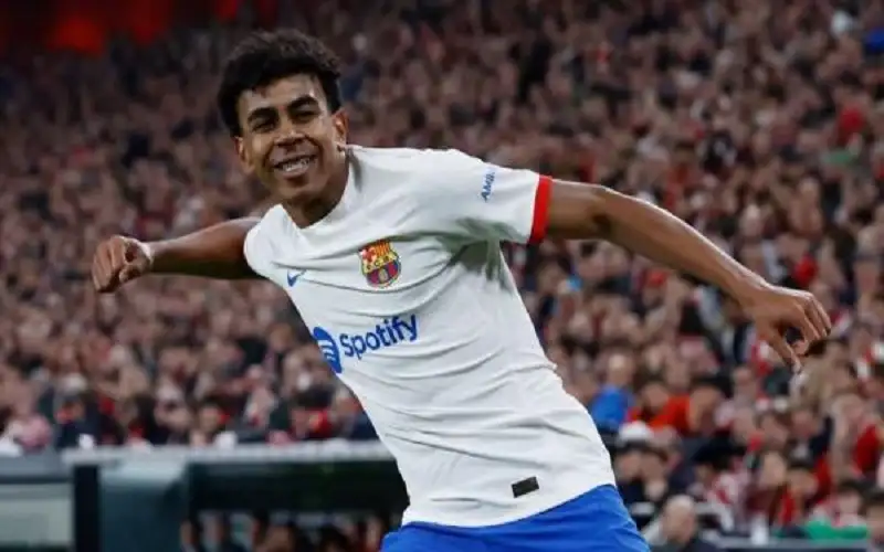 ناد يقدم 250 مليون يورو لضم