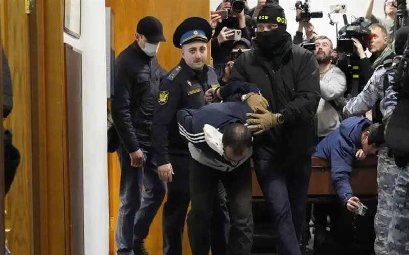 الإرهابيون يحملون السلاح ضد روسيا المشتتة