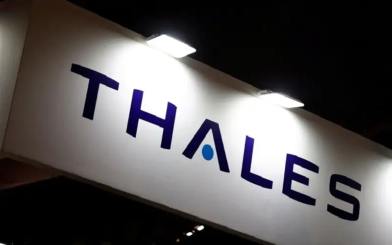 مداهمة مقار لمجموعة تاليس في 3