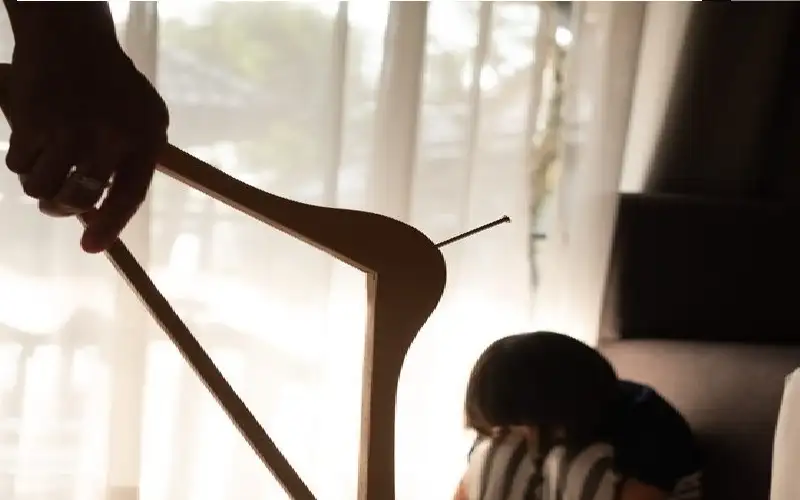 قد تؤدي لإصابتهم باضطراب سلوكي وتأتأة..