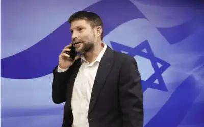 سموتريتش يمدد فترة العمل بين البنوك