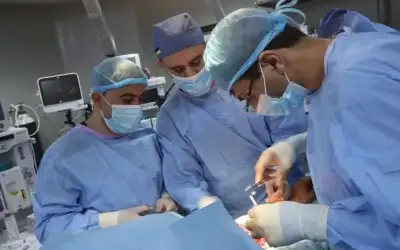 طواقم المستشفى الميداني الأردني بغزة تنقذ