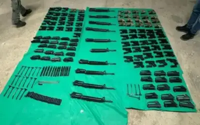 الإحتلال يعلن إحباط تهريب اسلحة من