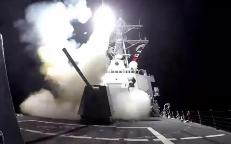 الحوثي: استهدفنا 4 سفن تابعة لأمريكا