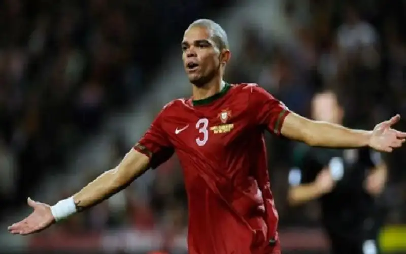 من بوابة اليورو.. بيبي العجوز يدخل