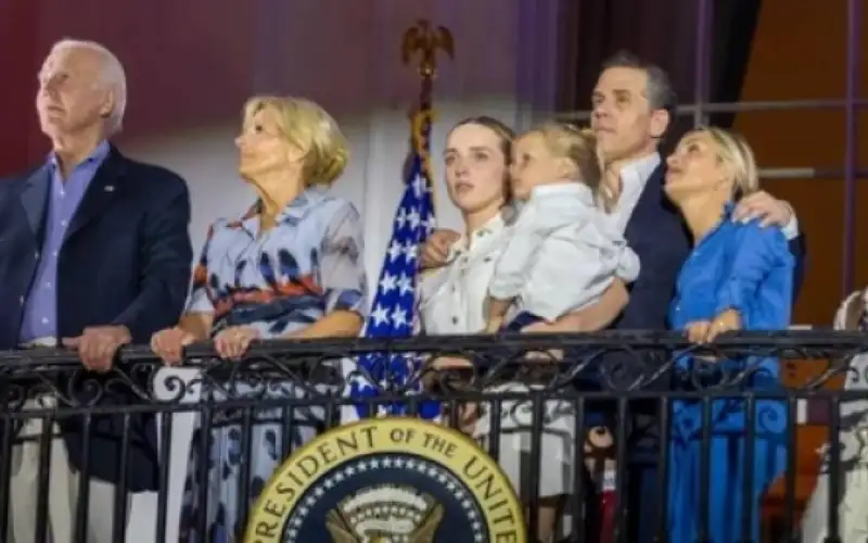 بعد المناظرة الكارثية .. عائلة بايدن