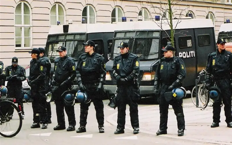 مات صاحبها بعد انفجار بالخطأ.. العثور