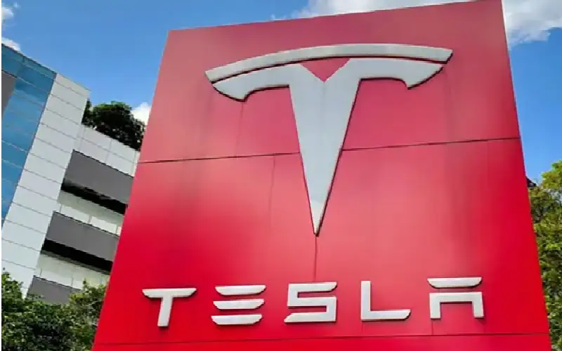 تسليمات سيارات تسلا تفوق التوقعات في