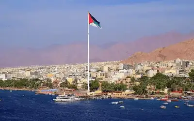 النقل والعقبة الخاصة تبحثان قضايا مشتركة