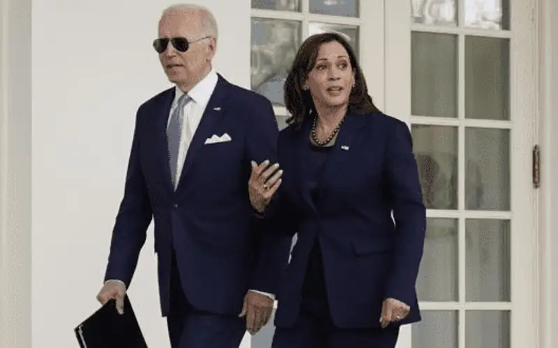 تقرير: كامالا هاريس البديل الأول لبايدن