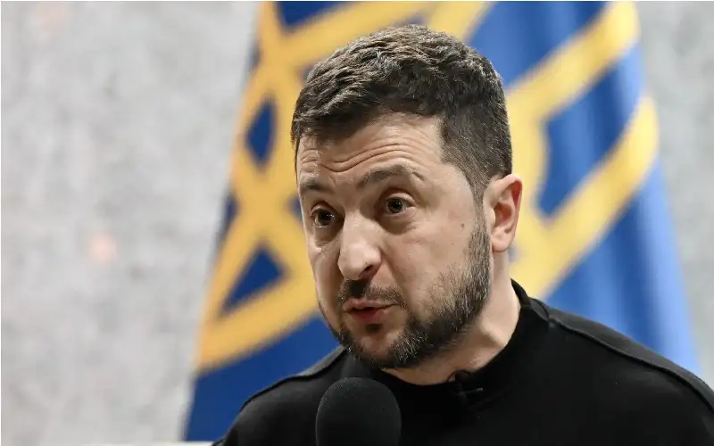 زيلينسكي: على ترامب أن يكشف عن