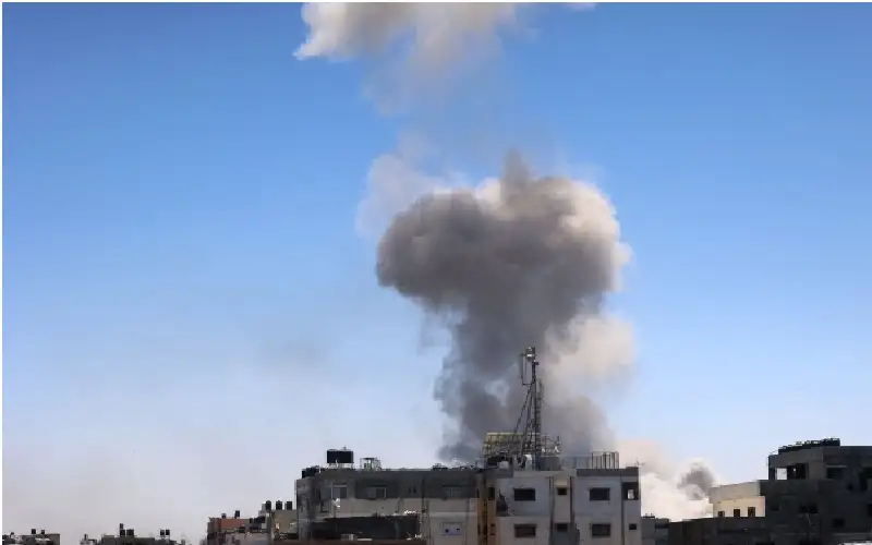 تصعيد في غزة وخروج المستشفى الأوروبي