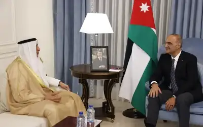 رئيس الوزراء يستقبل رئيس مجلس إدارة