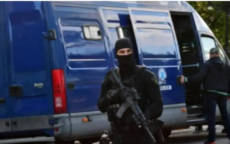 إيقاف 7 مشتبهين بشن هجومين على