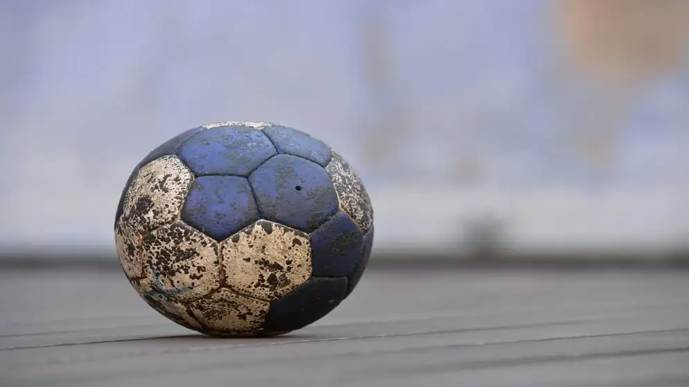 منتخب الأشبال لكرة اليد يخسر أمام