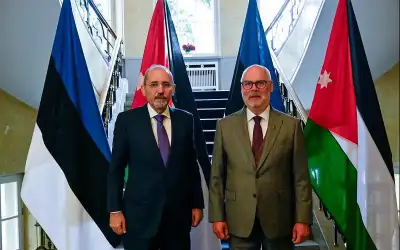 الرئيس الإستوني يستقبل وزير الخارجية الصفدي