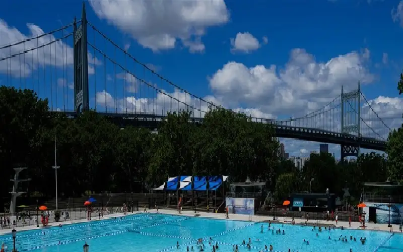 خطر قاتل أثناء السباحة.. جرثومة مميتة