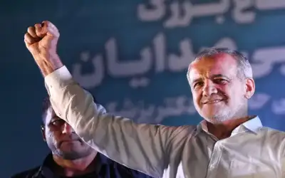 بزشكيان يتعهد بانفتاح إيران على العالم