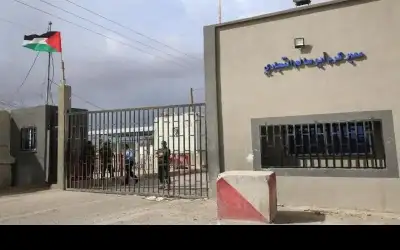 انتشال جثامين 3 شهداء مكبلي الأيدي