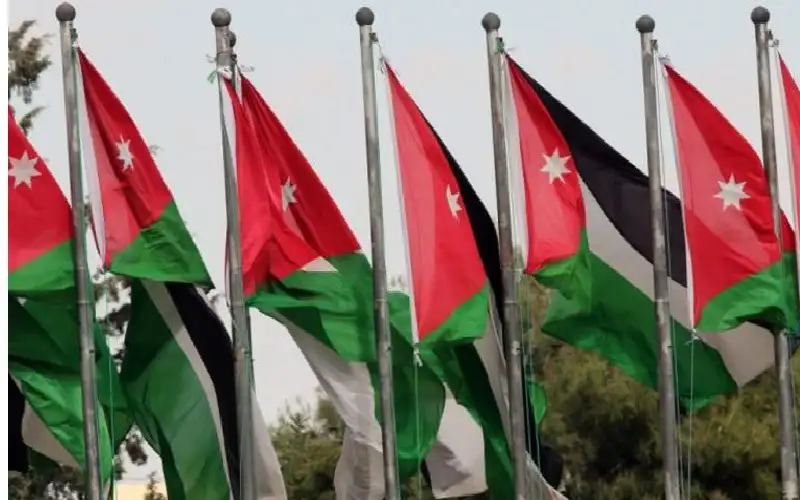خبير اقتصادي: تضييق الحكومة الخناق على