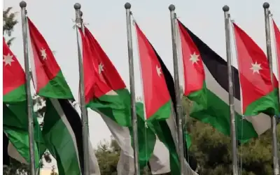خبير اقتصادي: تضييق الحكومة الخناق على