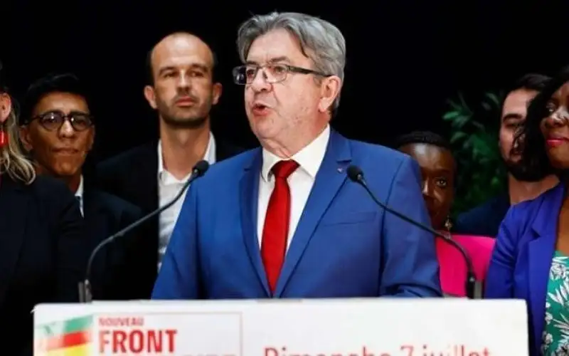 عكس المتوقع .. اليسار يتصدر يليه