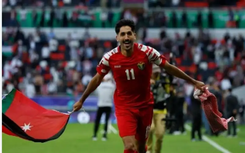 هل يأخذ عموته يزن النعيمات معه