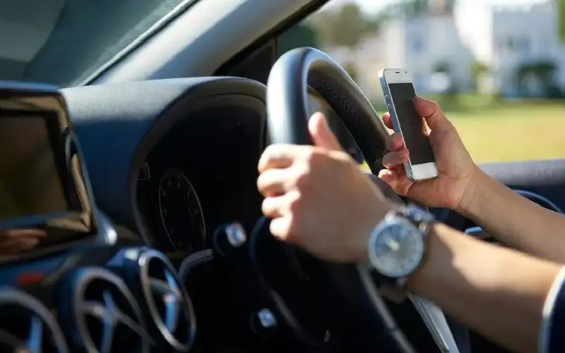 بكاميرات ذكية.. . بريطانيا تلاحق السائقين