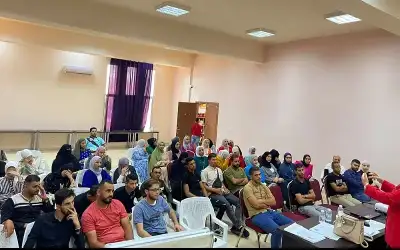 حملة بعنوان يلا نصوت بمركز شباب