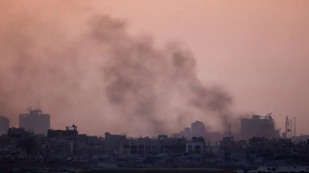 طائرات الاحتلال تشن غارات عنيفة على