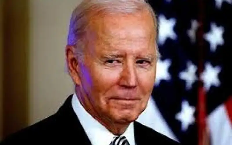 بايدن يحسم قراره: مصمم على الاستمرار