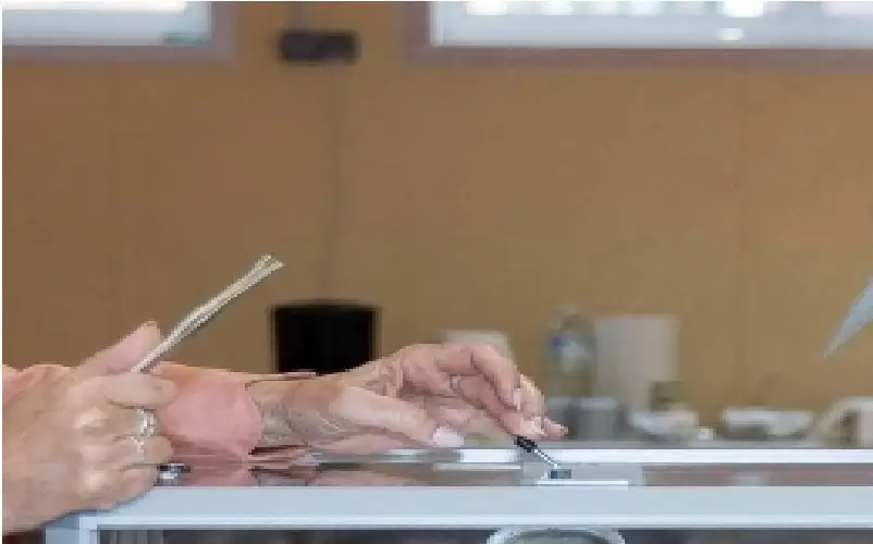 انتخابات فرنسا.. صعود اليسار يضع البلاد