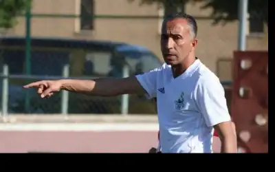 رأفت علي مدربا للوحدات في الموسم